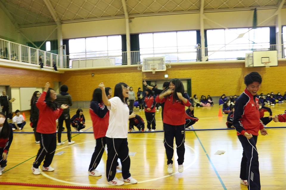 綱引き