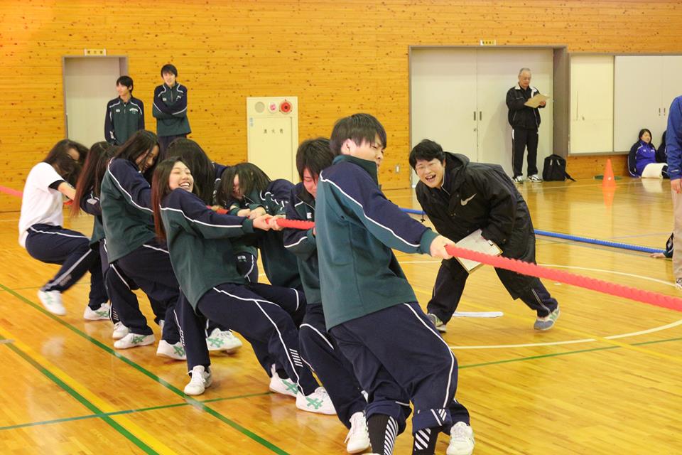 綱引き
