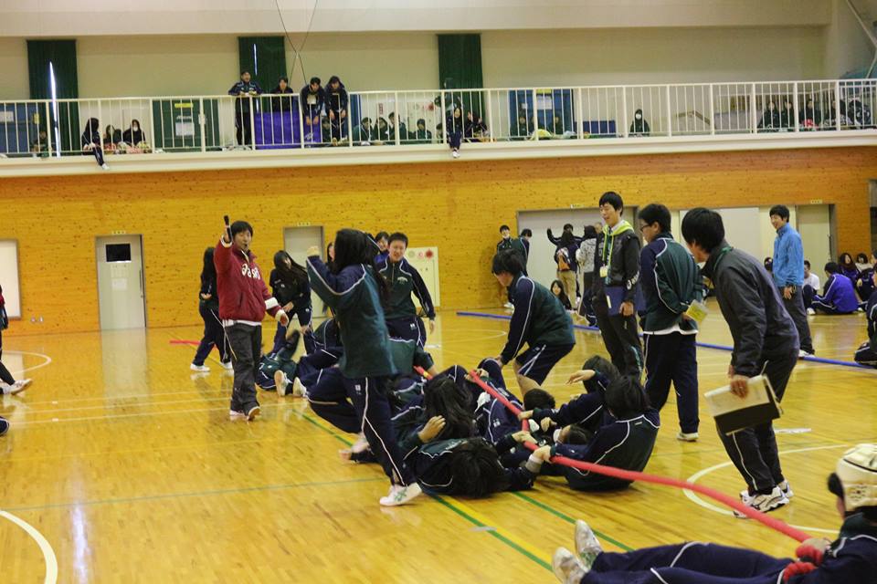 綱引き