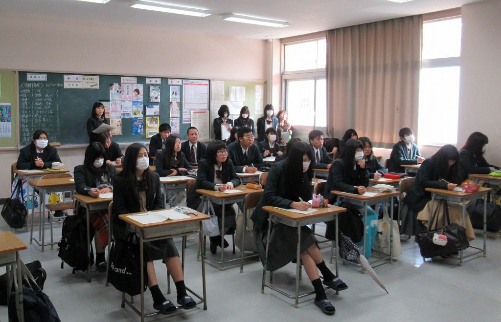 卒業予定者に学ぶ会