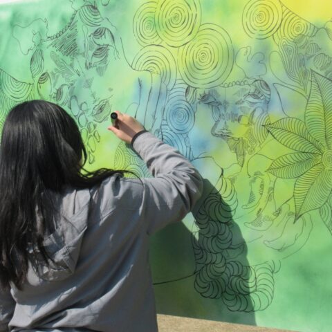 ライブペインティングを行いました。