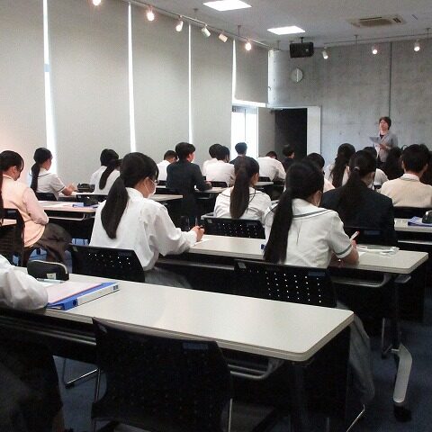 「進路セミナー（３年）」